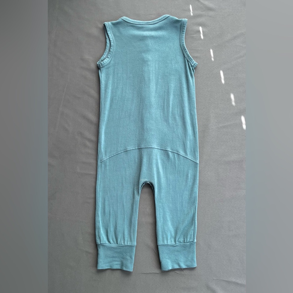Kate Quinn Bamboo romper size 6-12M - Picture 6 of 7